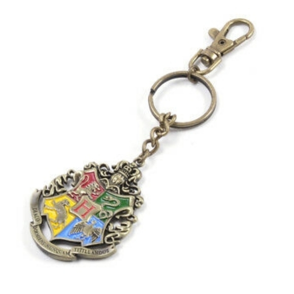 Harry potter hogwarts coat of arms crest Keychain - Picture 4 of 16